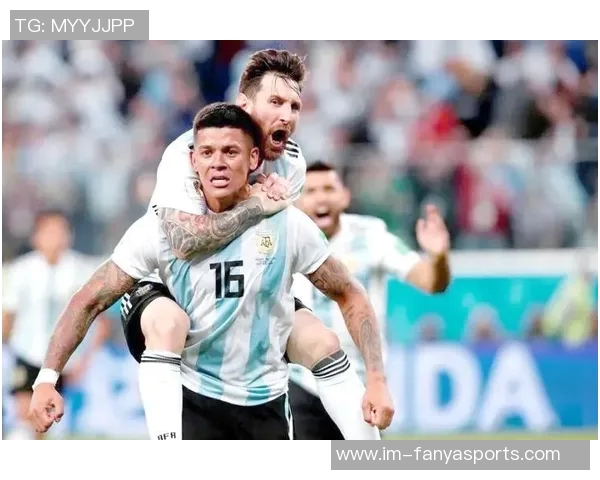 梅西悼念博卡青年主帅鲁索去世感慨足球界失去一位伟人